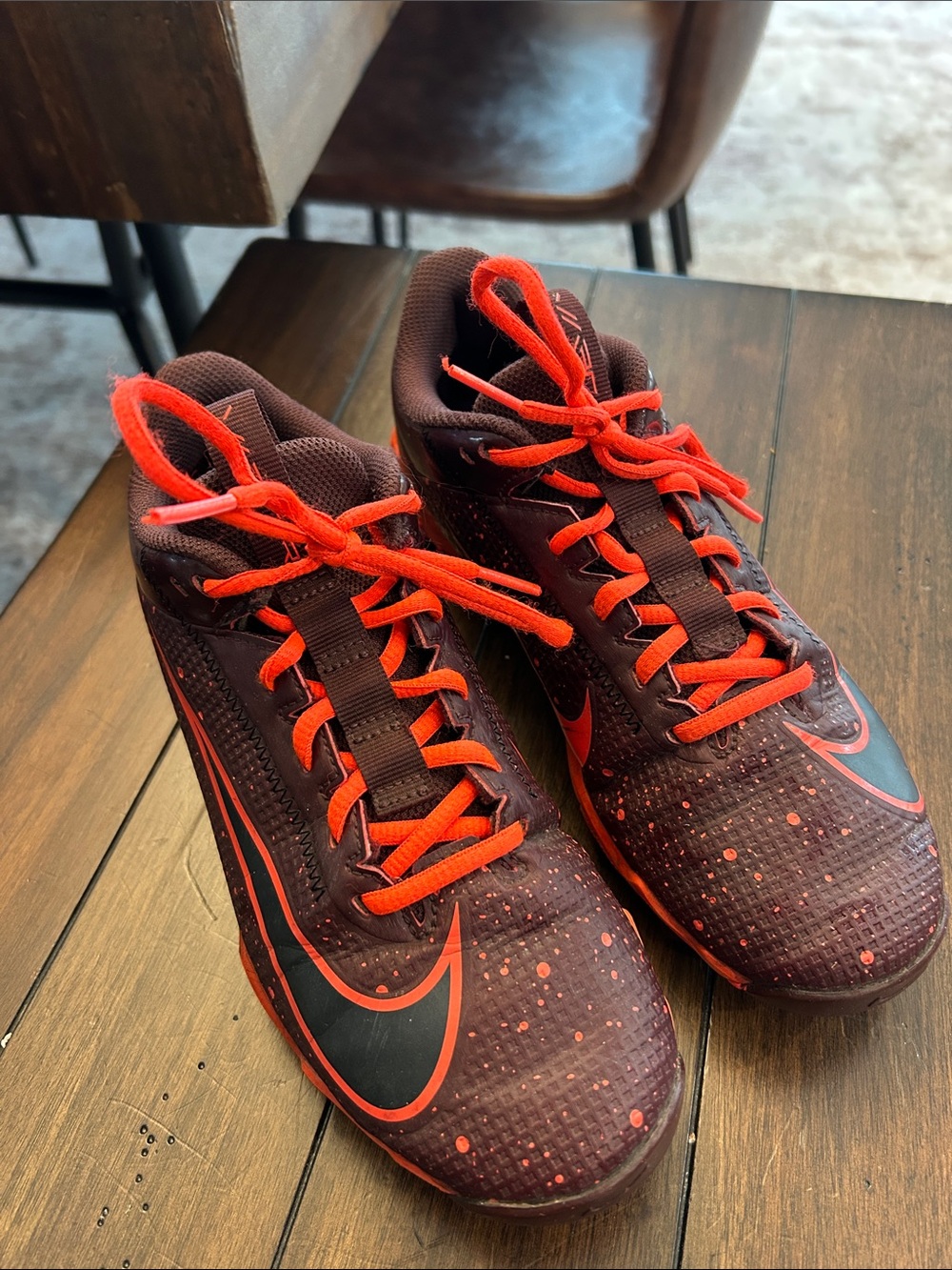 Nike fast flex Maroon Cleats - youth size 5